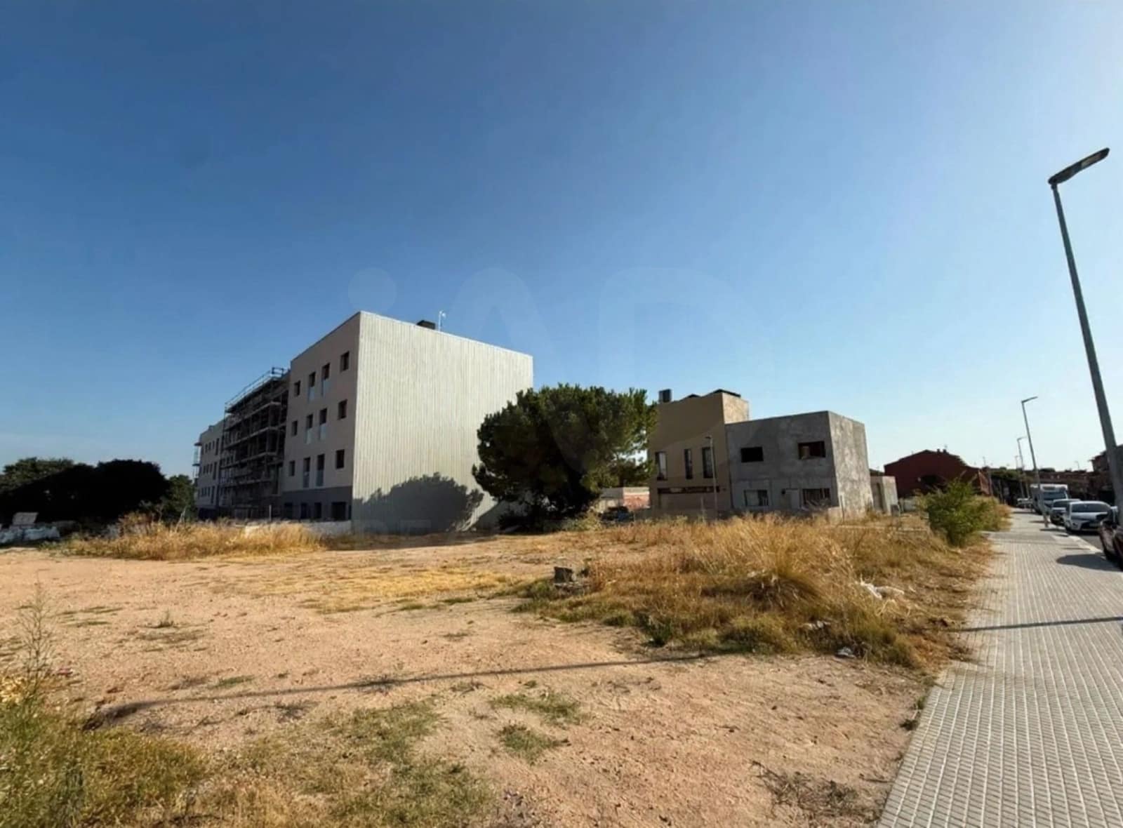 Byggegrund til salg i Barcelona by - € 390.000 (Ref: 9991185)