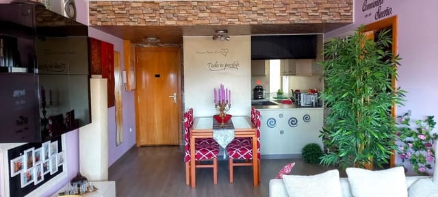 2 slaapkamer Appartement te koop in Cerdanyola del Vallès met zwembad - € 240.000 (Ref: 9991187)