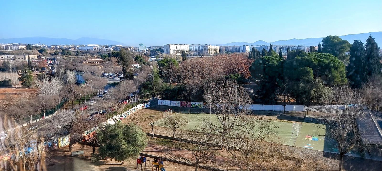 2 sovrum Lägenhet till salu i Barcelona stad med pool - 240 000 € (Ref: 9991187)