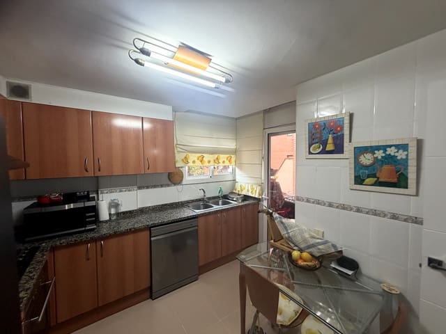 4 soverom Leilighet til salgs i Martorell med garasje - € 510 000 (Ref: 9991188)