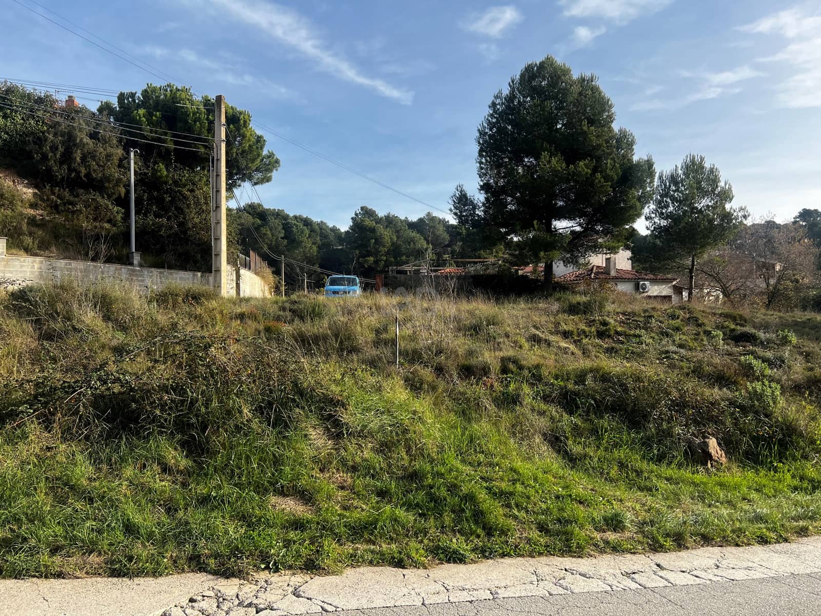 Ubebygd land til salgs i Barcelona by - € 18 500 (Ref: 9991190)