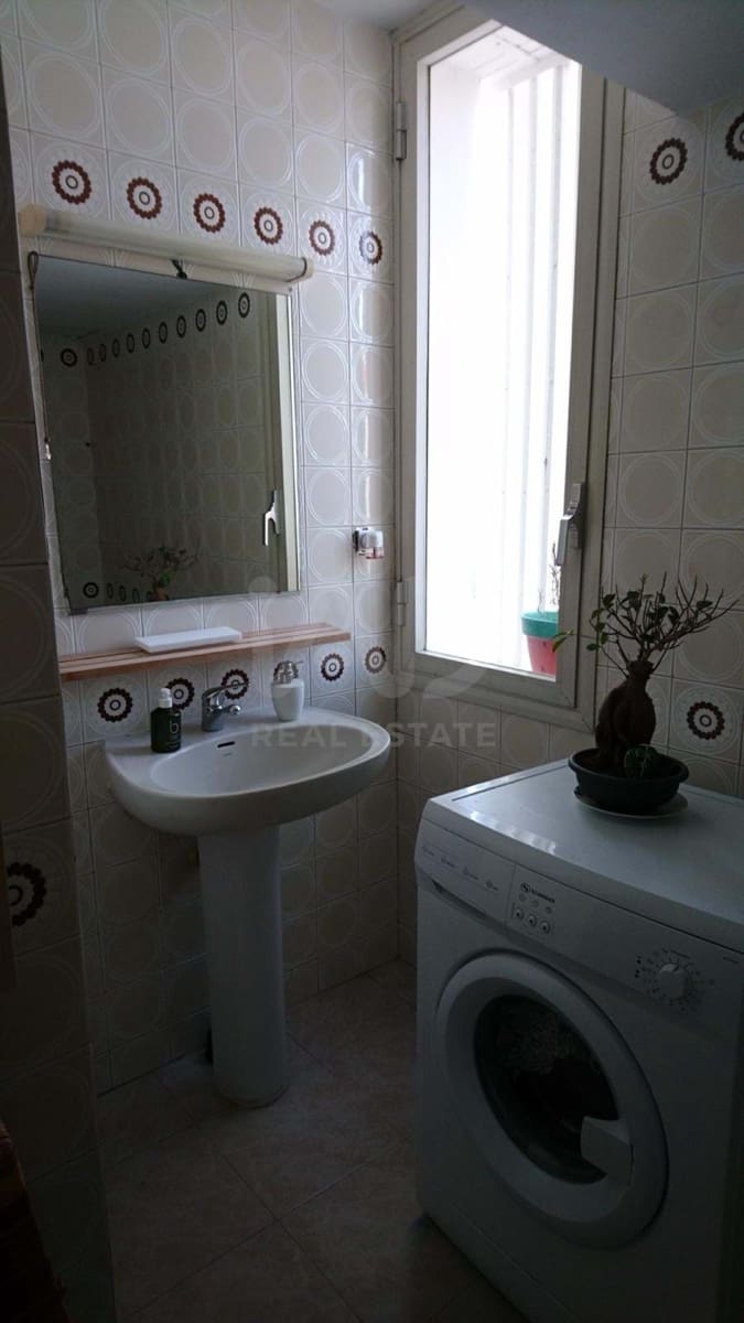 Studio till salu i Sant Antoni de Portmany - 295 000 € (Ref: 9991192)