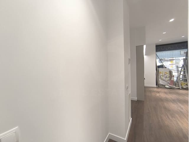 2 bedroom Apartment for sale in Gaztambide, Madrid city - € 555,000 (Ref: 9991194)