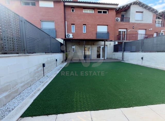 5 camera da letto Villetta a Schiera in vendita in Lleida città con garage - 248.000 € (Rif: 9991195)