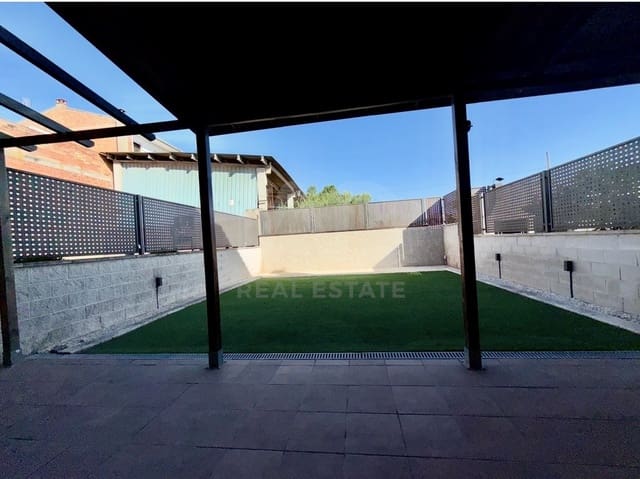 5 camera da letto Villetta a Schiera in vendita in Lleida città con garage - 248.000 € (Rif: 9991195)