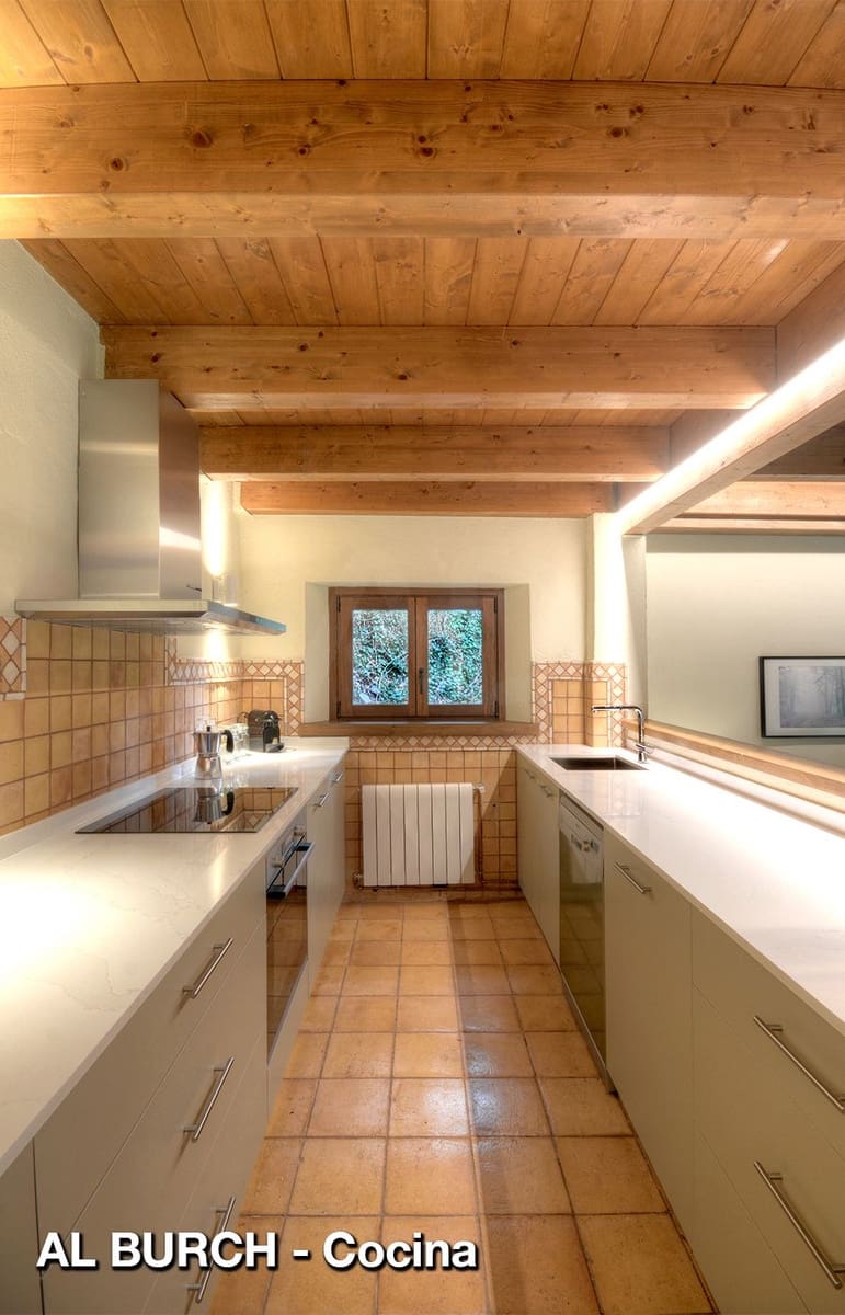 13 bedroom Finca/Country House for sale in Girona city - € 1,700,000 (Ref: 9991196)
