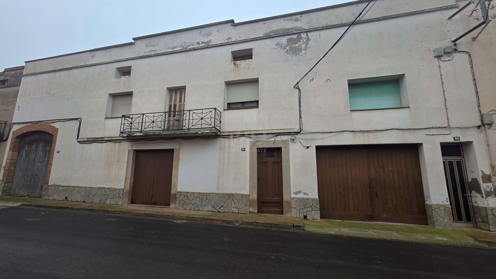 4 soveværelse Byhus til salg i Lleida by med garage - € 181.000 (Ref: 9991198)
