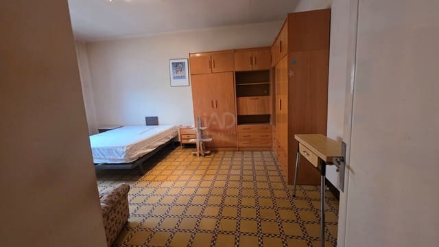 4 camera da letto Casa in vendita in Lleida città con garage - 181.000 € (Rif: 9991198)