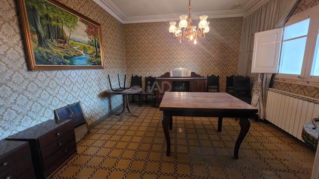 4 camera da letto Casa in vendita in Lleida città con garage - 181.000 € (Rif: 9991198)