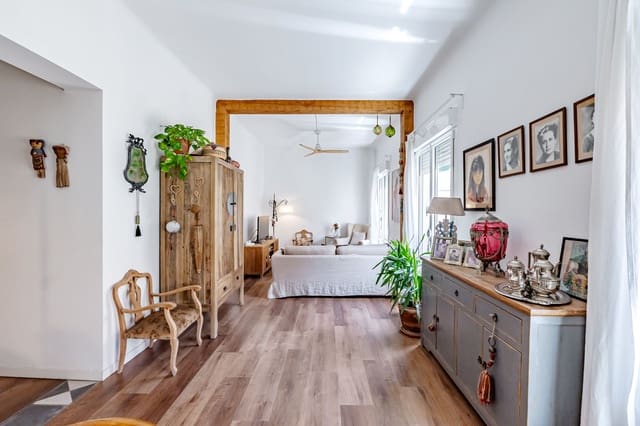 2 sypialnia Apartament na sprzedaż w Universidad, Miasto Madryt - 722 500 € (Ref: 9991199)