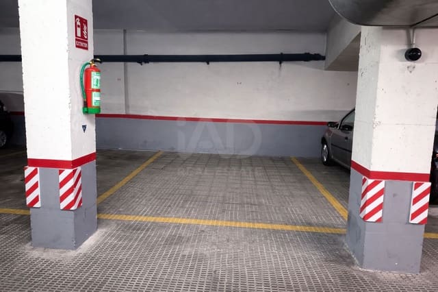 Garasje til salgs i Acacias, Madrid by - € 19 815 (Ref: 9991202)