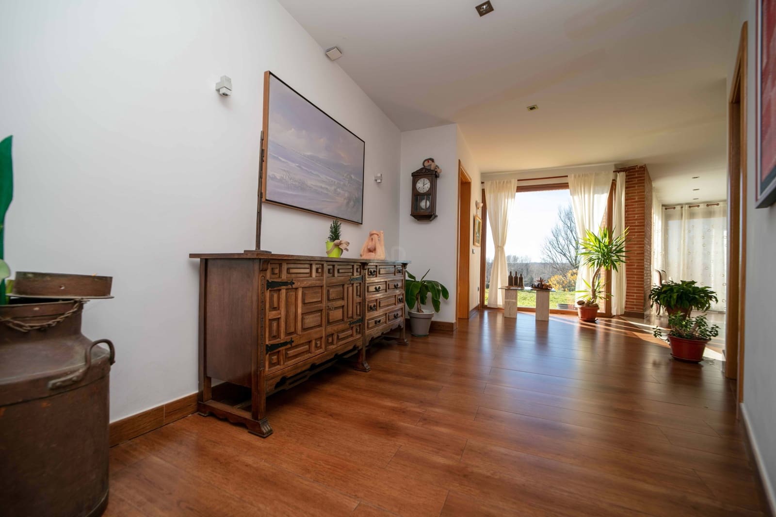 5 slaapkamer Villa te koop in Leon stad met garage - € 465.000 (Ref: 9991203)
