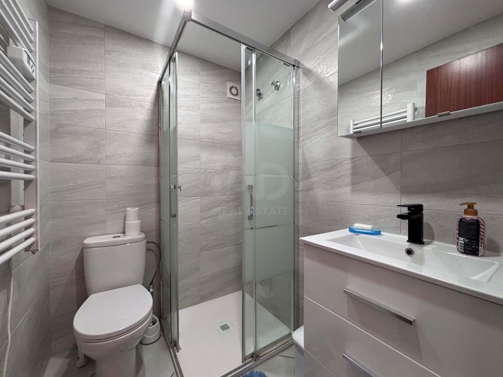 Studio zu verkaufen in Girona Stadt - 107.000 € (Ref: 9991204)