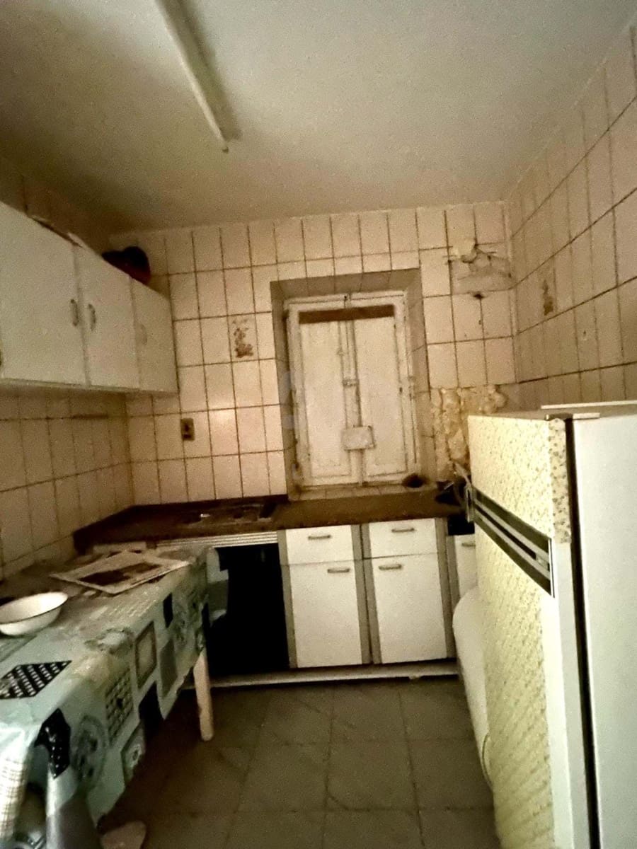 4 slaapkamer Huis te koop in Leon stad - € 24.000 (Ref: 9991208)