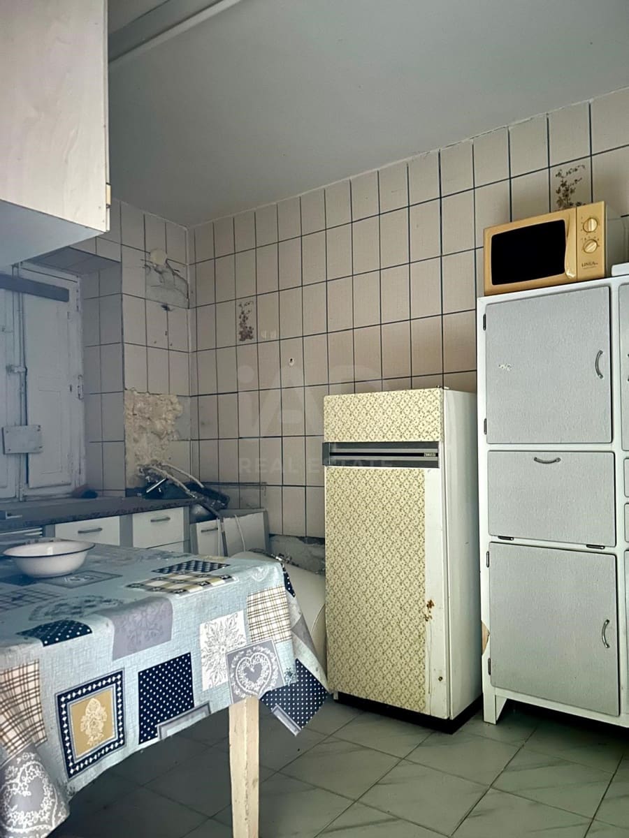 4 slaapkamer Huis te koop in Leon stad - € 24.000 (Ref: 9991208)