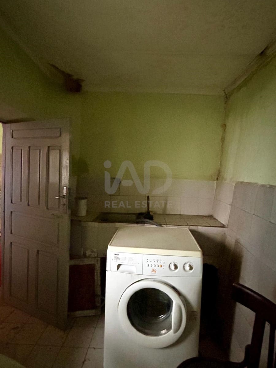4 slaapkamer Huis te koop in Leon stad - € 24.000 (Ref: 9991208)
