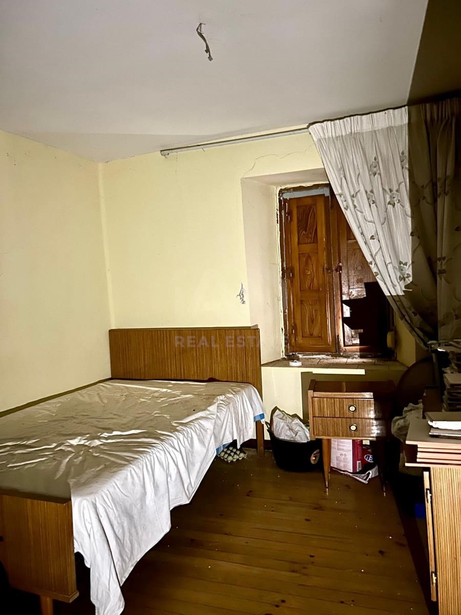 4 slaapkamer Huis te koop in Leon stad - € 24.000 (Ref: 9991208)