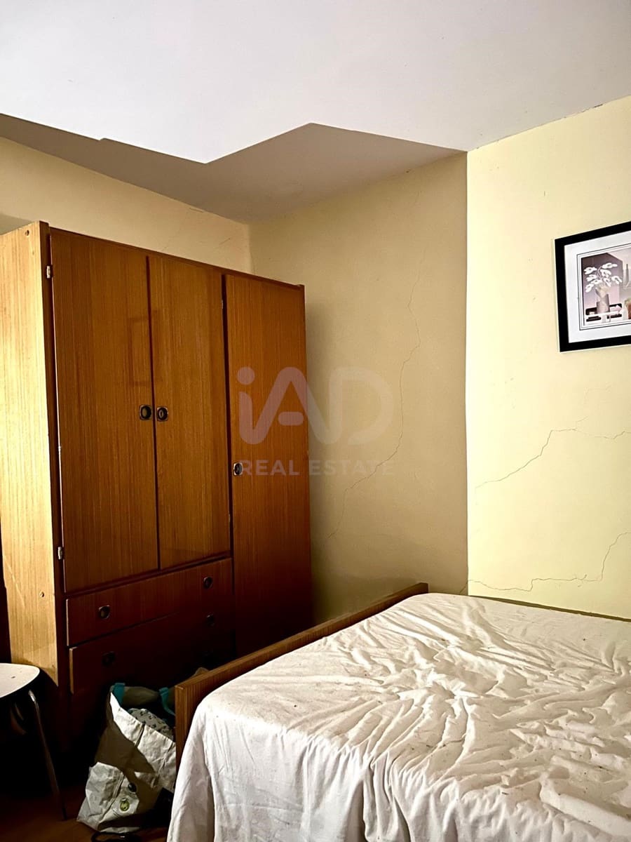 4 slaapkamer Huis te koop in Leon stad - € 24.000 (Ref: 9991208)