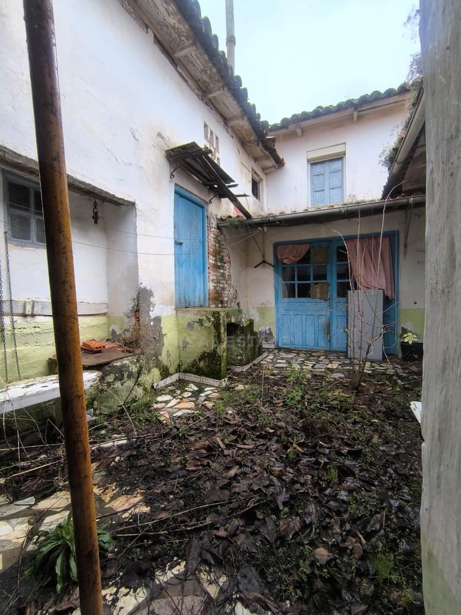 4 slaapkamer Huis te koop in Leon stad - € 24.000 (Ref: 9991208)
