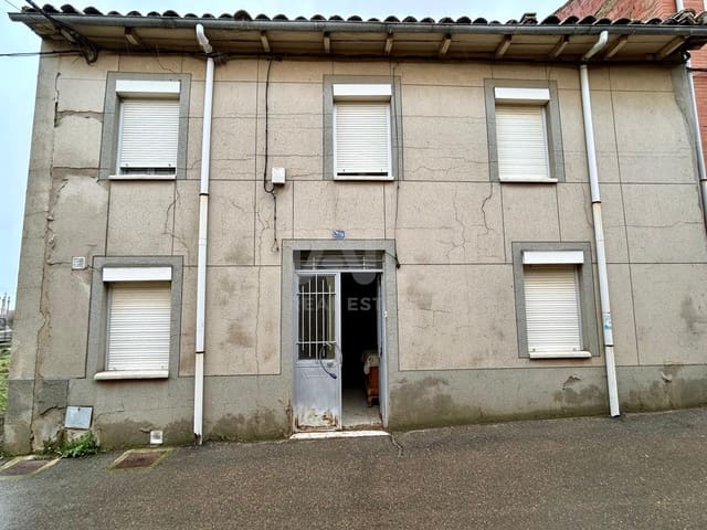 4 Zimmer Haus zu verkaufen in León Stadt - 24.000 € (Ref: 9991208)