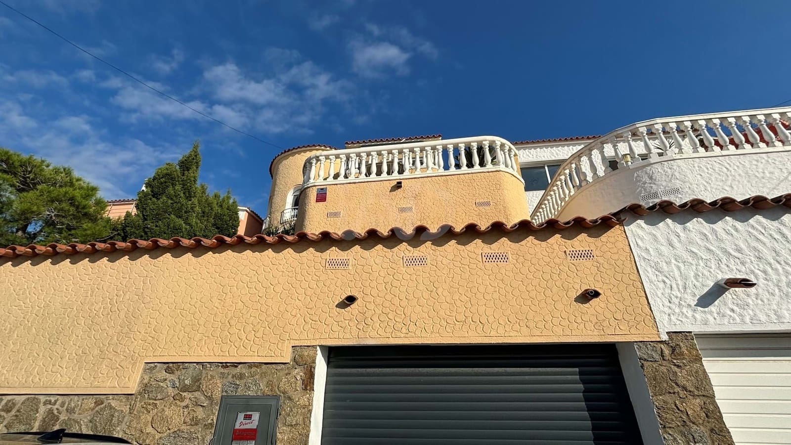 3 slaapkamer Huis te koop in Gerona stad met zwembad garage - € 530.000 (Ref: 9991209)