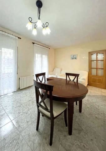 3 slaapkamer Huis te koop in Gerona stad - € 600.000 (Ref: 9991214)