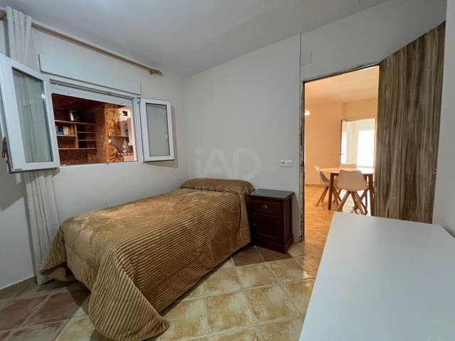 3 slaapkamer Appartement te koop in Lepe - € 127.000 (Ref: 9991220)