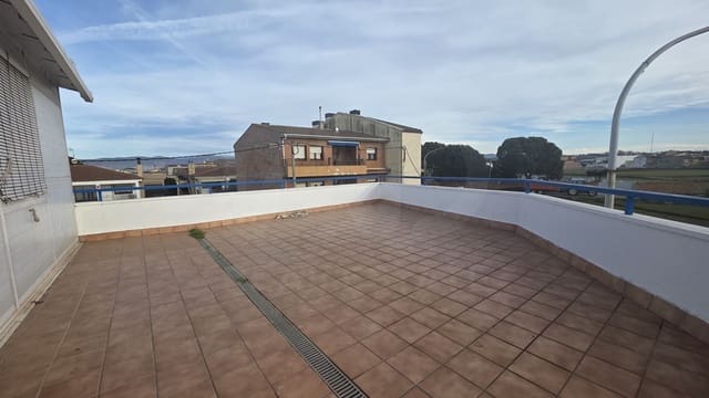 4 camera da letto Casa in vendita in Lleida città con garage - 293.000 € (Rif: 9991222)