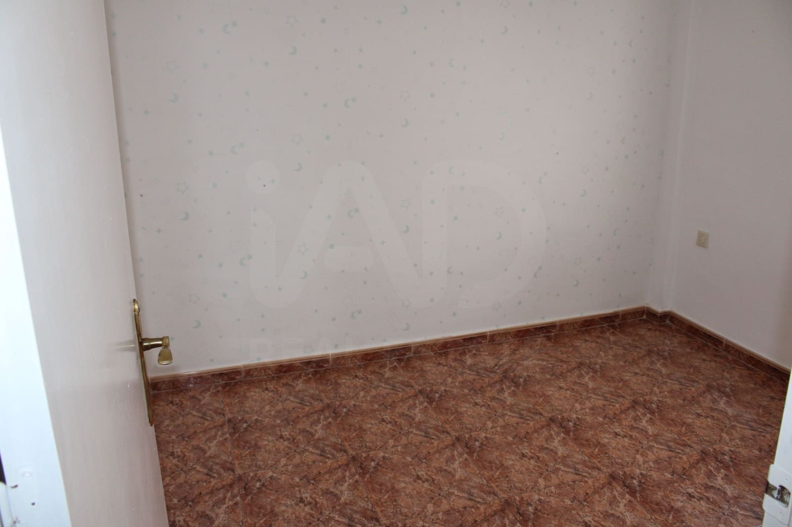 4 makuuhuone Huoneisto myytävänä paikassa Huelva kaupunki - 114 500 € (Ref: 9991223)