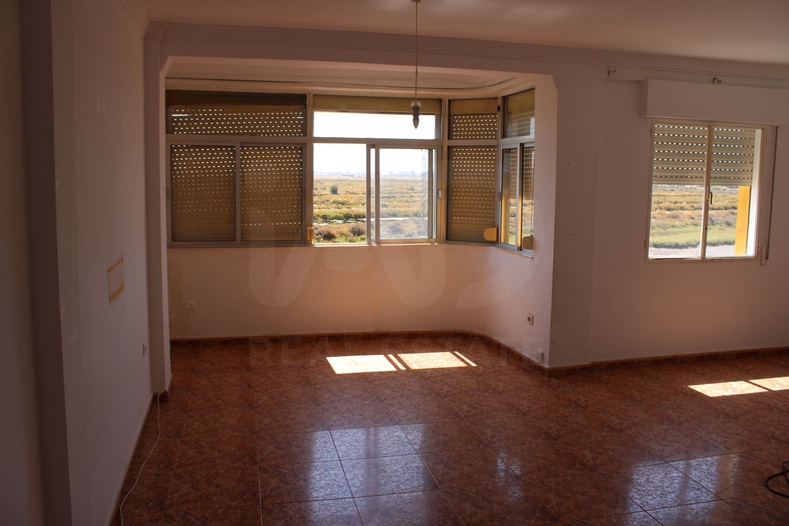 4 makuuhuone Huoneisto myytävänä paikassa Huelva kaupunki - 114 500 € (Ref: 9991223)