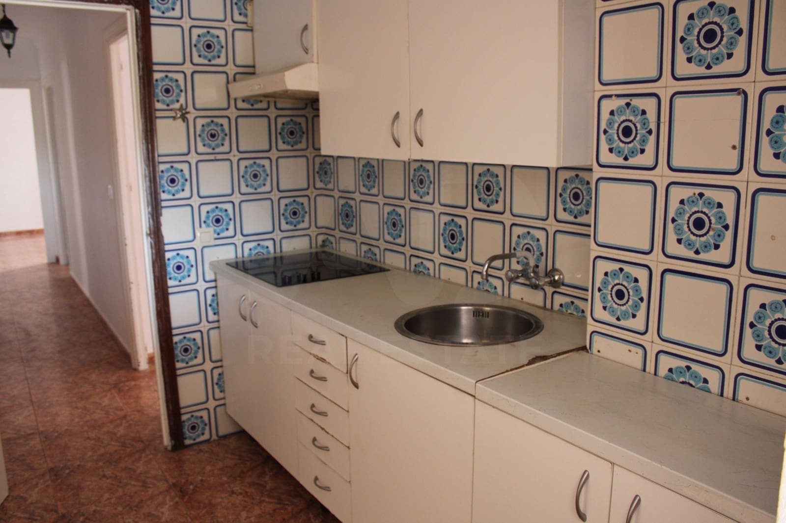 4 makuuhuone Huoneisto myytävänä paikassa Huelva kaupunki - 114 500 € (Ref: 9991223)