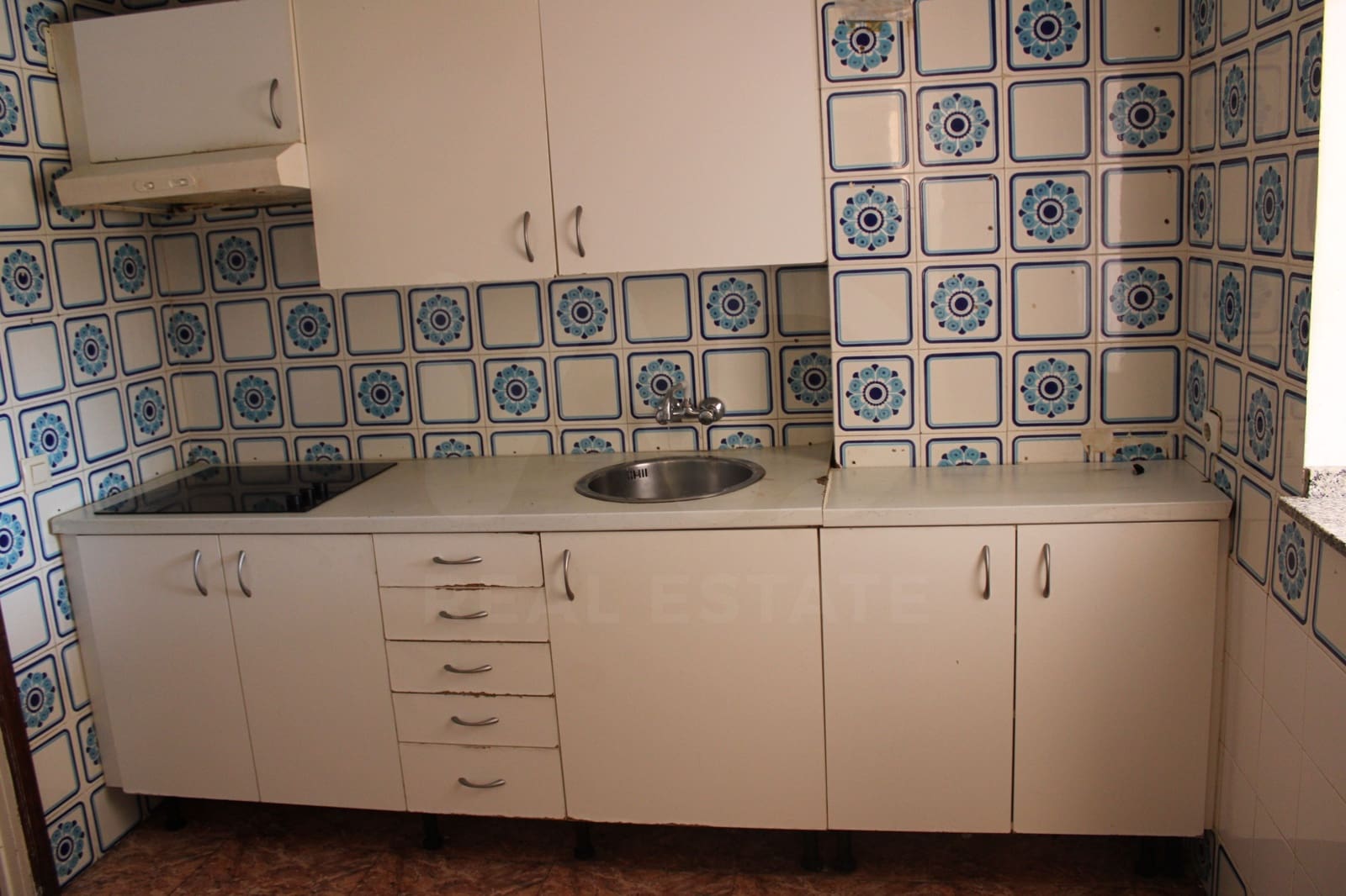 4 makuuhuone Huoneisto myytävänä paikassa Huelva kaupunki - 114 500 € (Ref: 9991223)