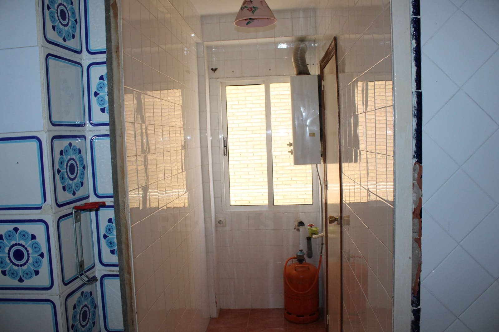4 makuuhuone Huoneisto myytävänä paikassa Huelva kaupunki - 114 500 € (Ref: 9991223)