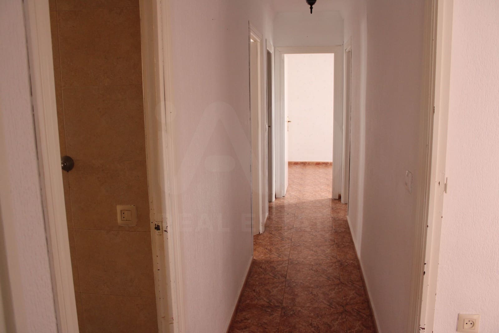 4 makuuhuone Huoneisto myytävänä paikassa Huelva kaupunki - 114 500 € (Ref: 9991223)