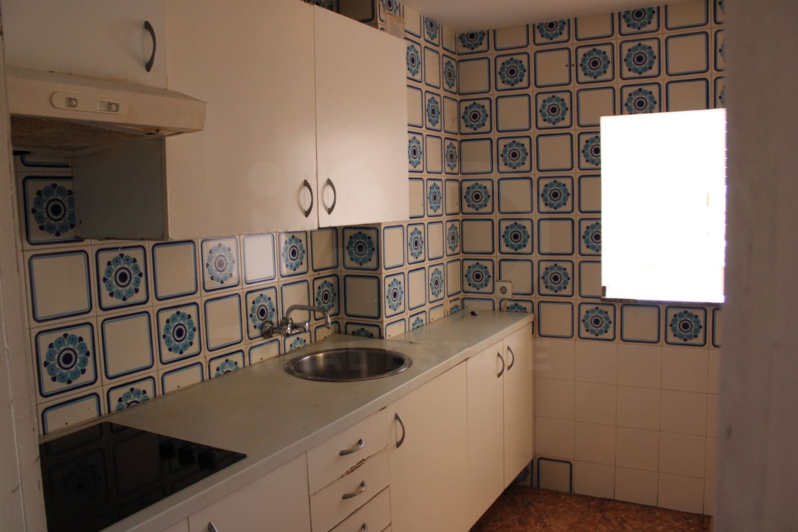 4 makuuhuone Huoneisto myytävänä paikassa Huelva kaupunki - 114 500 € (Ref: 9991223)