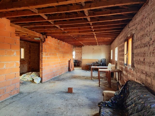 Commerciale in vendita in Segovia città - 320.000 € (Rif: 9991225)