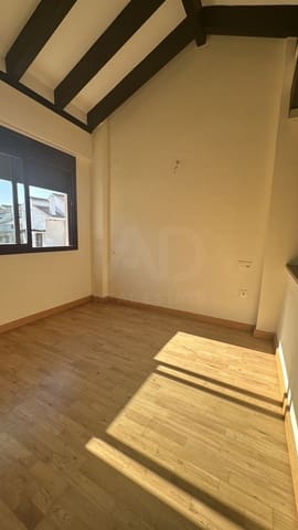 2 soverom Hus til salgs i Sevilla by med svømmebasseng - € 127 000 (Ref: 9991227)