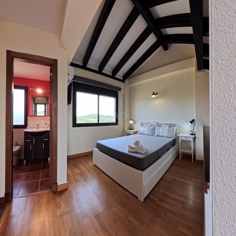 2 soverom Hus til salgs i Sevilla by med svømmebasseng - € 127 000 (Ref: 9991227)
