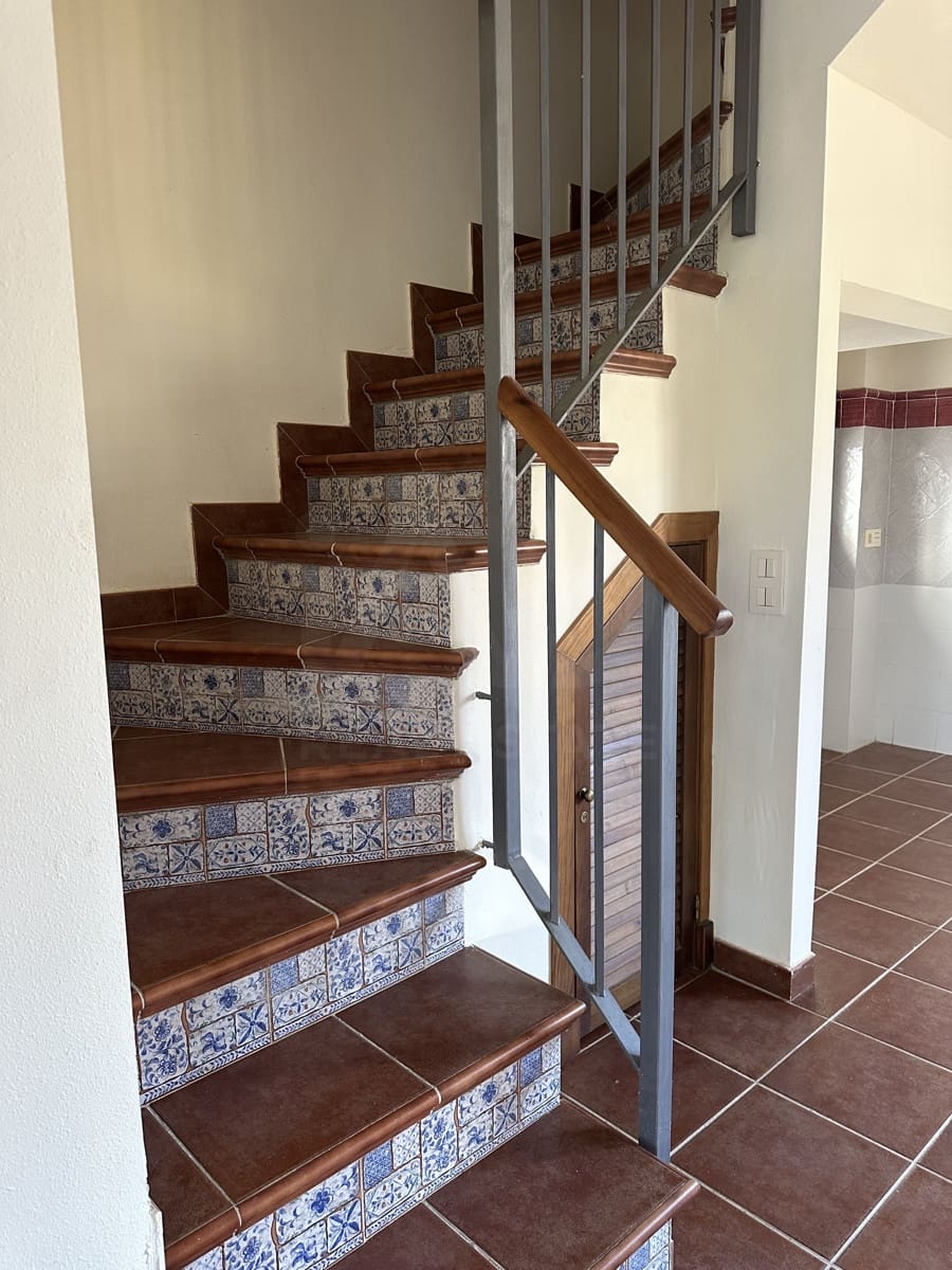 2 soverom Hus til salgs i Sevilla by med svømmebasseng - € 127 000 (Ref: 9991227)