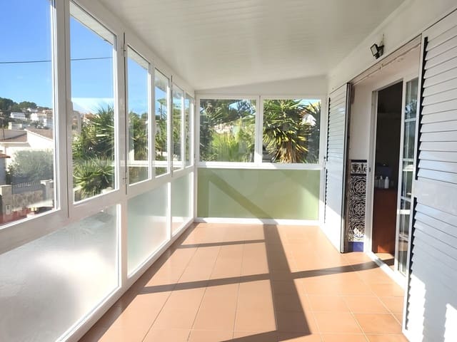 3 soverom Hus til salgs i Tarragona by med garasje - € 224 500 (Ref: 9991230)