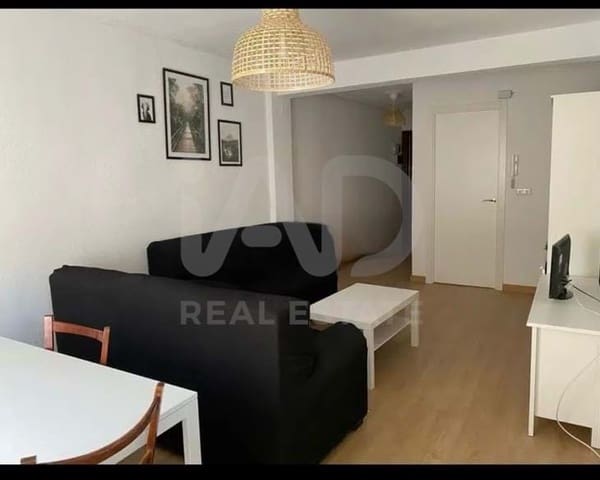 4 bedroom Apartment for sale in Salamanca city - € 247,000 (Ref: 9991234)