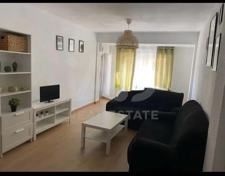 4 bedroom Apartment for sale in Salamanca city - € 247,000 (Ref: 9991234)