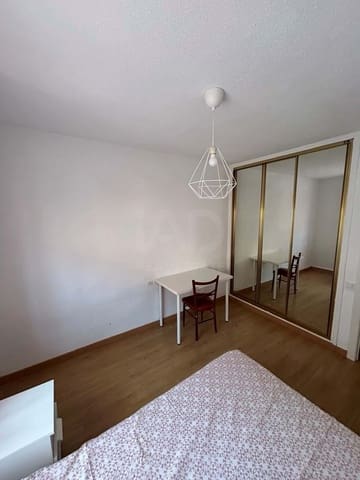 4 bedroom Apartment for sale in Salamanca city - € 247,000 (Ref: 9991234)