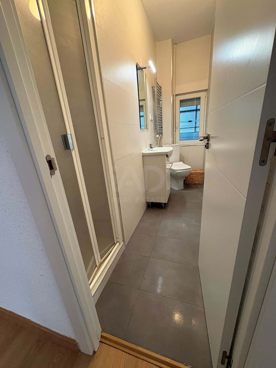 4 bedroom Apartment for sale in Salamanca city - € 247,000 (Ref: 9991234)