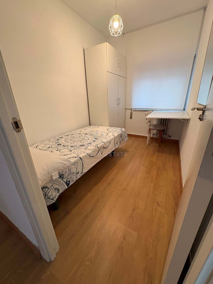 4 bedroom Apartment for sale in Salamanca city - € 247,000 (Ref: 9991234)