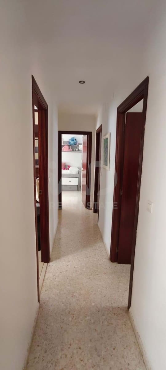 3 slaapkamer Penthouse te koop in Sevilla stad met garage - € 220.000 (Ref: 9991239)