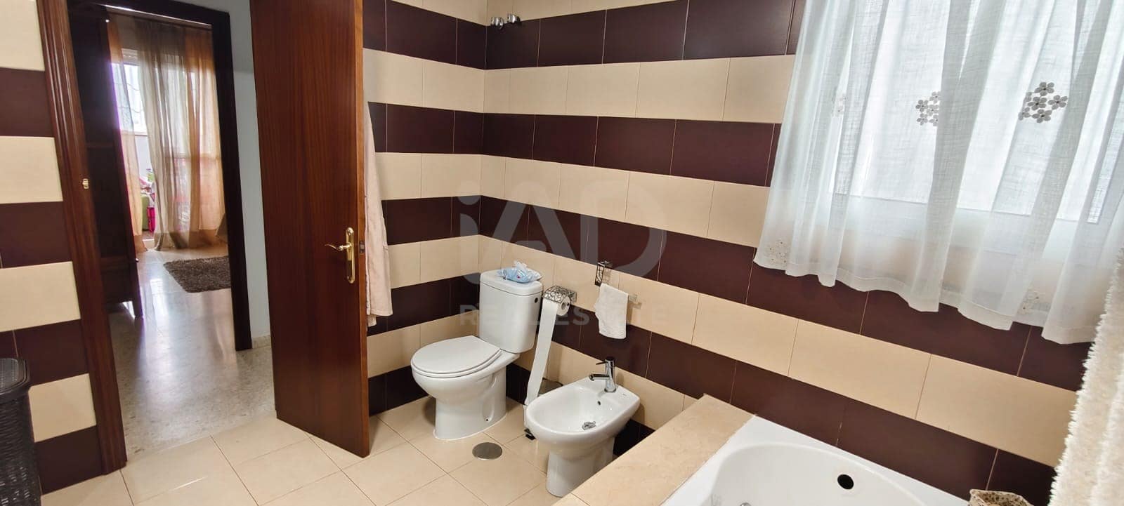 3 slaapkamer Penthouse te koop in Sevilla stad met garage - € 220.000 (Ref: 9991239)