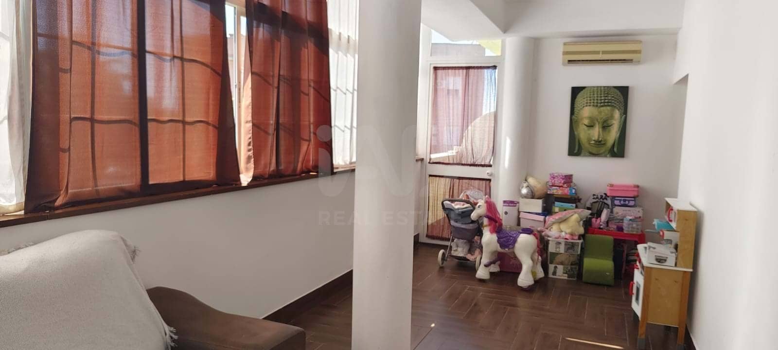 3 slaapkamer Penthouse te koop in Sevilla stad met garage - € 220.000 (Ref: 9991239)
