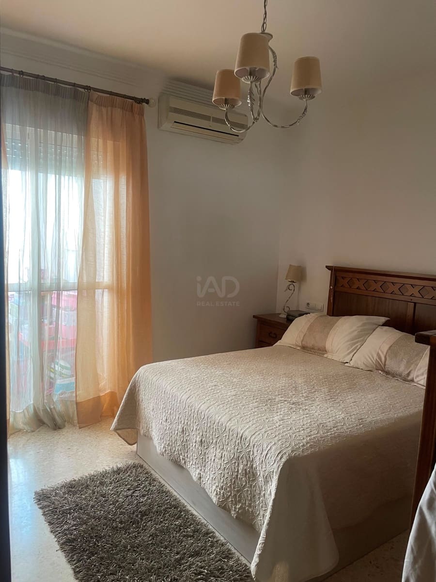 3 slaapkamer Penthouse te koop in Sevilla stad met garage - € 220.000 (Ref: 9991239)