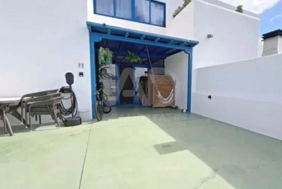 3 soveværelse Rækkehus til salg i Puerto Calero med swimmingpool - € 420.000 (Ref: 9991240)